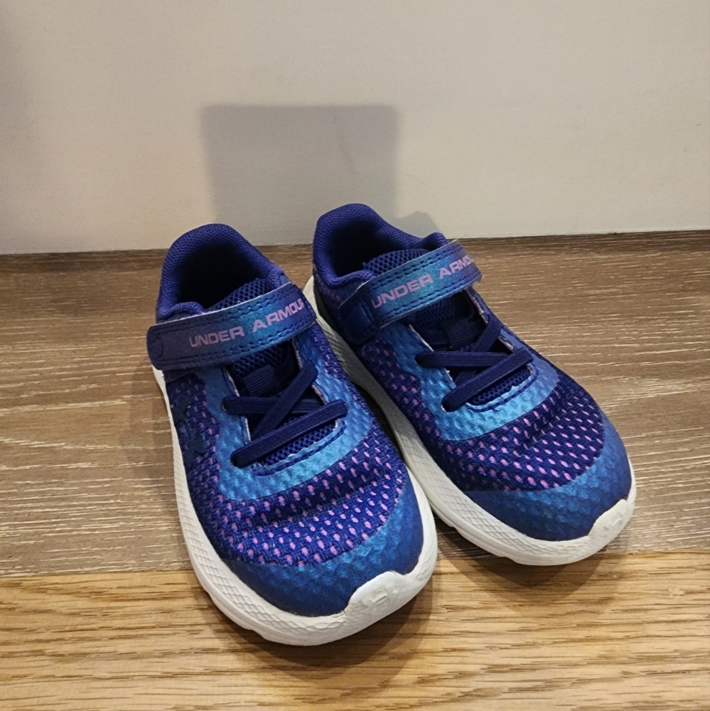 UNDER ARMOUR KIDS GIRLS SLIP ON RUNNING SHOES SIZE 6